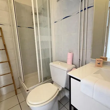 2-Bedroom Apt 5 Minutes From The Congress Center *